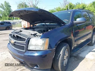 2007 Chevrolet Tahoe LT with VIN 1GNFK13027R261438, listed as a IAAI auction lot 42571229 with 178,632 mi miles and . Bid and sale history available at DreamBid. Image 6.