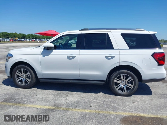 2024 Ford Expedition Limited with VIN 1FMJU1K85REA10326, listed as a IAAI auction lot 42039369 with 2,006 mi miles. Bid and sale history available at carsss.com. Image 14.