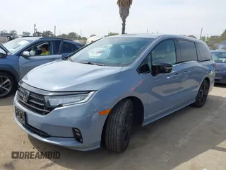 2023 Honda Odyssey Sport z VIN 5FNRL6H72PB031975, wystawiony jako IAAI lot #42047457 z przebiegiem 34 886 mil mil oraz . Historia ofert i sprzedaży dostępna na DreamBid. Obrazek 17.