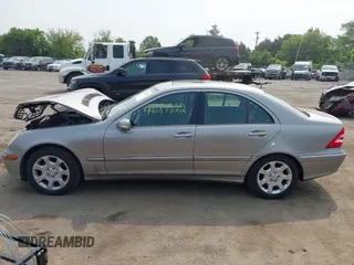 2006 Mercedes-Benz C 280 Luxury с VIN WDBRF92H66F782113, выставлен на аукционе IAAI как лот 42389922 с пробегом 112 367 миль миль и . История ставок и продаж доступна на DreamBid. Изображение 14.