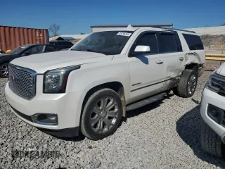 2016 GMC Yukon XL Denali with VIN 1GKS1HKJ9GR359125, listed as a Copart auction lot 46295595 with 215,719 mi miles and Salvage Title. Bid and sale history available at carsss.com. Image 1.