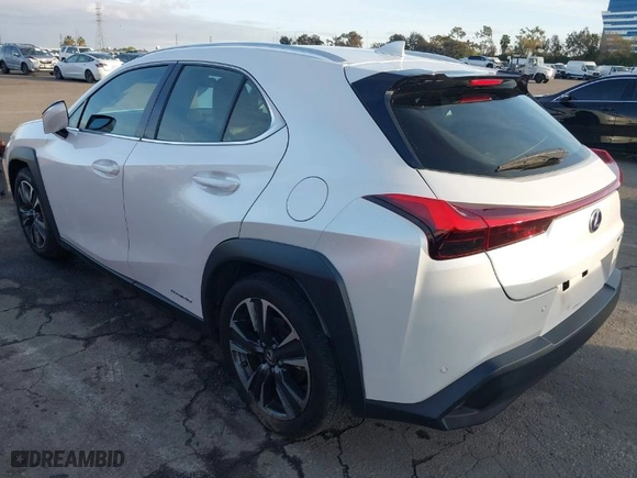 2021 Lexus UX with VIN JTHX9JBH1M2044921, listed as a IAAI auction lot 41539075 with 42,249 mi miles. Bid and sale history available at carsss.com. Image 3.