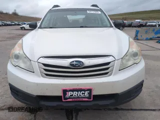 2011 Subaru Outback 2.5i z VIN 4S4BRCAC8B3443180, wystawiony jako Copart lot #54712355 z przebiegiem 160 567 mil mil oraz Tytuł czysty. Historia ofert i sprzedaży dostępna na DreamBid. Obrazek 5.