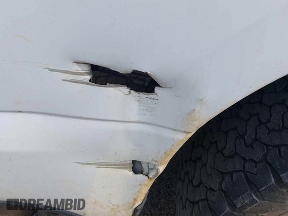 2017 Ford F-350 XL with VIN 1FT7W3AT7HED28246, listed as a IAAI auction lot 42715632 with 133,085 mi miles and . Bid and sale history available at DreamBid. Image 2.