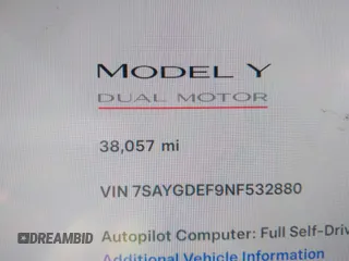 2022 Tesla Model Y Performance z VIN 7SAYGDEF9NF532880, wystawiony jako IAAI lot #41583671 z przebiegiem 38 057 mil mil oraz . Historia ofert i sprzedaży dostępna na DreamBid. Obrazek 16.