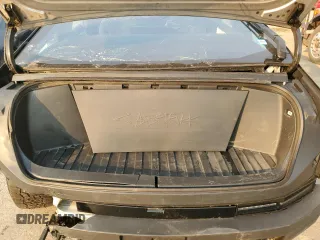 2024 Tesla Cybertruck Cyberbeast z VIN 7G2CEHEEXRA035106, wystawiony jako Copart lot #88135895 z przebiegiem 1362 mil mil oraz Szkody całkowita. Historia ofert i sprzedaży dostępna na DreamBid. Obrazek 11.