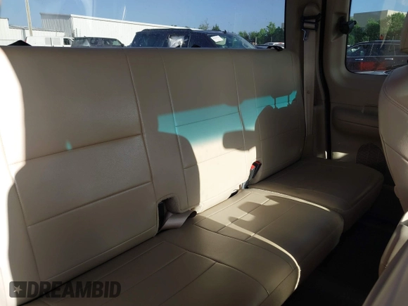 2003 Ford F-150 XL с VIN 1FTRX07LX3KC24422, выставлен на аукционе IAAI как лот 42559947 с пробегом 78 769 миль миль и . История ставок и продаж доступна на DreamBid. Изображение 8.