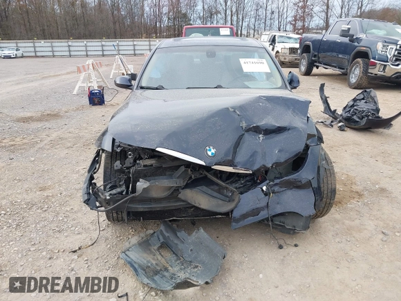 2008 BMW 3 Series 328xi with VIN WBAVC73548KX92373, listed as a IAAI auction lot 41741690 with 1 mi miles. Bid and sale history available at carsss.com. Image 6.