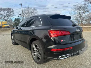 2018 Audi SQ5 Premium Plus z VIN WA1A4AFY3J2055215, wystawiony jako Copart lot #58324245 z przebiegiem 224 607 mil mil oraz Tytuł czysty. Historia ofert i sprzedaży dostępna na DreamBid. Obrazek 3.