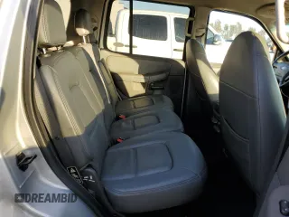 2002 Ford Explorer XLT z VIN 1FMDU63WX2UC00853, wystawiony jako Copart lot #87212814 z przebiegiem 235 622 mil mil oraz Szkoda całkowita • Salvage title. Historia ofert i sprzedaży dostępna na DreamBid. Obrazek 11.