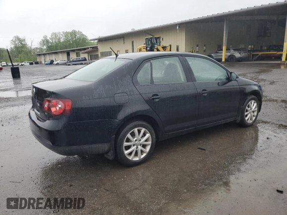 2010 Volkswagen Jetta SE z VIN 3VWRZ7AJ3AM139161, wystawiony jako Copart lot #56410925 z przebiegiem 78 317 mil mil oraz Czysty tytuł • Clean title. Historia ofert i sprzedaży dostępna na DreamBid. Obrazek 3.