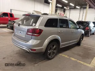 2015 Dodge Journey Crossroad with VIN 3C4PDCGG6FT578378, listed as a IAAI auction lot 41708073 with 165,318 mi miles and . Bid and sale history available at DreamBid. Image 4.