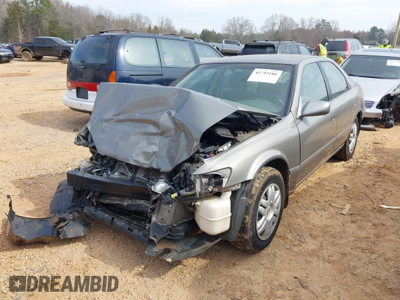 2001 Toyota Camry CE with VIN 4T1BG22K41U099684, listed as a IAAI auction lot 41793186 with 278,645 mi miles and . Bid and sale history available at DreamBid. Image 2.