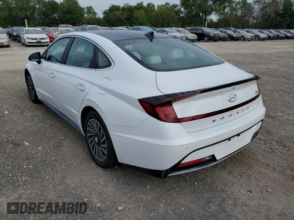 2021 Hyundai Sonata Hybrid Limited with VIN KMHL54JJ7MA032226, listed as a Copart auction lot 57874052 with 9,357 mi miles. Bid and sale history available at carsss.com. Image 3.