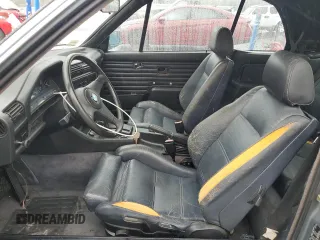 1988 BMW 3 Series z VIN WBABB2307J8861251, wystawiony jako Copart lot #72175254 z przebiegiem 168 465 mil mil oraz Szkoda całkowita • Salvage title. Historia ofert i sprzedaży dostępna na DreamBid. Obrazek 7.