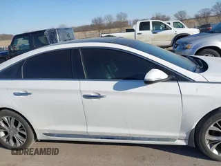 2015 Hyundai Sonata Sport with VIN 5NPE34AB6FH140232, listed as a IAAI auction lot 41805920 with 134,373 mi miles and . Bid and sale history available at carsss.com. Image 13.