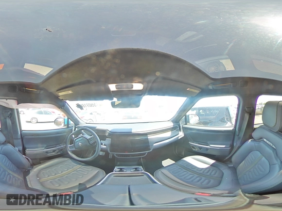 2024 Rivian R1S Adventure z VIN 7PDSGBBA0RN034793, wystawiony jako Copart lot #55091885 z przebiegiem 20 154 mil mil oraz Szkody całkowita. Historia ofert i sprzedaży dostępna na DreamBid. Obrazek 15.