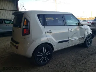 2011 Kia Soul + with VIN KNDJT2A24B7267854, listed as a Copart auction lot 86184844 with 118,258 mi miles and Salvage Title. Bid and sale history available at carsss.com. Image 3.