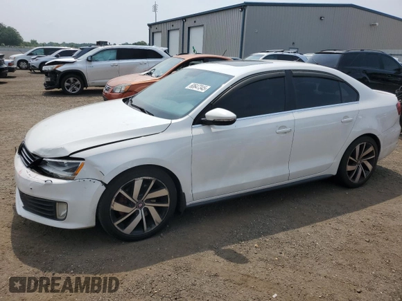 2013 Volkswagen Jetta GLI Autobahn с VIN 3VW4A7AJ2DM395295, выставлен на аукционе Copart как лот 60647345 с пробегом 198 802 миль миль и Списание • Salvage title. История ставок и продаж доступна на DreamBid. Изображение 1.