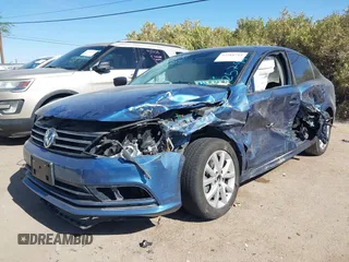 2015 Volkswagen Jetta SE with VIN 3VWD17AJ5FM257947, listed as a IAAI auction lot 42288711 with 139,800 mi miles and . Bid and sale history available at DreamBid. Image 6.