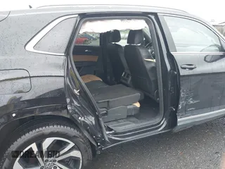 2020 Volkswagen Atlas SEL Premium z VIN 1V2NE2CA6LC219893, wystawiony jako IAAI lot #42252993 z przebiegiem 65 293 mil mil oraz . Historia ofert i sprzedaży dostępna na DreamBid. Obrazek 6.