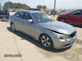 2006 BMW 5 Series 525i with VIN WBANE53556CK85651, listed as a IAAI auction lot 42049210 with 194,509 mi miles. Bid and sale history available at carsss.com. Image 1.