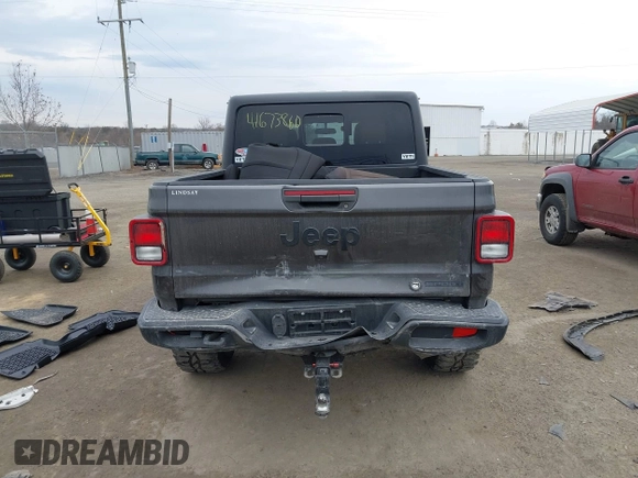 2020 Jeep Gladiator Sport S with VIN 1C6HJTAG8LL141535, listed as a IAAI auction lot 41673860 with 67,160 mi miles. Bid and sale history available at carsss.com. Image 16.
