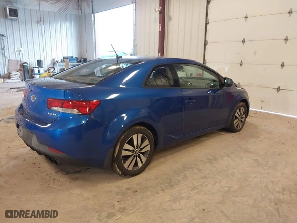 2013 Kia Forte Koup EX with VIN KNAFU6A29D5656754, listed as a IAAI auction lot 41067933 with NaN miles. Bid and sale history available at carsss.com. Image 4.