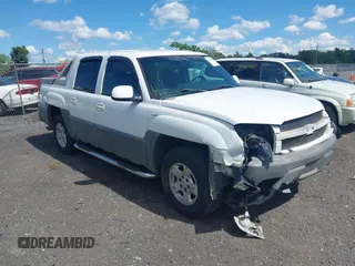 2002 Chevrolet Avalanche with VIN 3GNEC13T92G265370, listed as a IAAI auction lot 42197376 with Not Provided miles and . Bid and sale history available at DreamBid. Image 1.