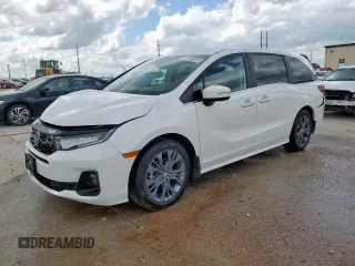 2025 Honda Odyssey Touring z VIN 5FNRL6H88SB001428, wystawiony jako Copart lot #53836615 z przebiegiem 14 580 mil mil oraz Szkoda całkowita • Salvage title. Historia ofert i sprzedaży dostępna na DreamBid. Obrazek 1.