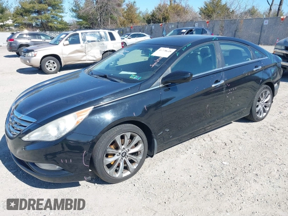 2011 Hyundai Sonata SE with VIN 5NPEC4AC4BH304497, listed as a IAAI auction lot 41738648 with 156,917 mi miles. Bid and sale history available at carsss.com. Image 2.