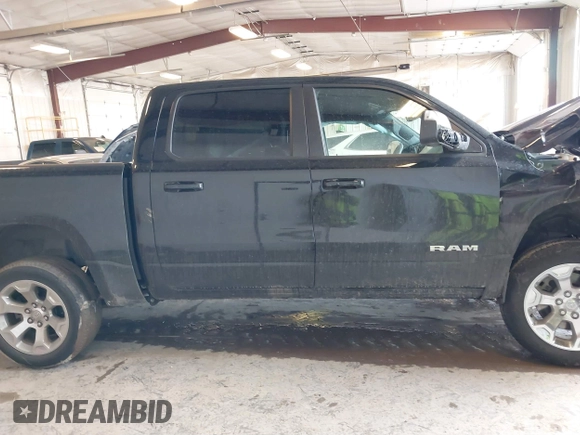2022 Ram 1500 Big Horn with VIN 1C6RRFFG3NN345917, listed as a IAAI auction lot 41673735 with 33,972 mi miles. Bid and sale history available at carsss.com. Image 13.