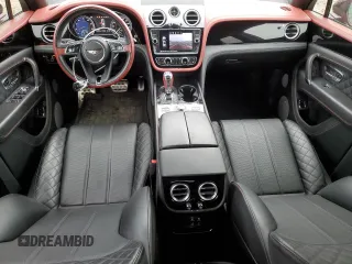 2018 Bentley Bentayga Signature z VIN SJAAC2ZV3JC019181, wystawiony jako Copart lot #42995265 z przebiegiem 82 747 mil mil oraz Czysty tytuł • Clean title. Historia ofert i sprzedaży dostępna na DreamBid. Obrazek 8.