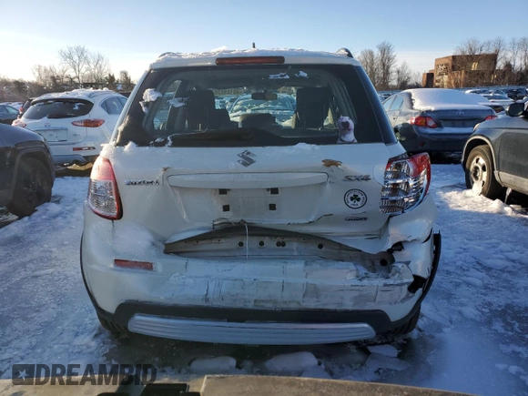 2009 Suzuki SX4 with VIN JS2YB413195102281, listed as a Copart auction lot 45189225 with 93,412 mi miles and Clean Title. Bid and sale history available at carsss.com. Image 6.