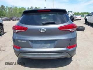 2016 Hyundai Tucson SE z VIN KM8J23A44GU119203, wystawiony jako IAAI lot #42104002 z przebiegiem 139 797 mil mil oraz . Historia ofert i sprzedaży dostępna na DreamBid. Obrazek 16.