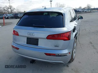 2018 Audi Q5 Premium Plus z VIN WA1BNAFY3J2234064, wystawiony jako IAAI lot #41923348 z przebiegiem 96 975 mil mil oraz . Historia ofert i sprzedaży dostępna na DreamBid. Obrazek 4.