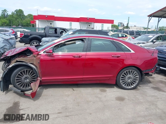 2014 Lincoln MKZ z VIN 3LN6L2G93ER802398, wystawiony jako IAAI lot #42205802 z przebiegiem 187 511 mil mil oraz . Historia ofert i sprzedaży dostępna na DreamBid. Obrazek 14.