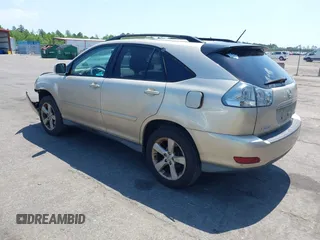 2004 Lexus RX 330 with VIN 2T2HA31U24C006277, listed as a IAAI auction lot 42019822 with 209,423 mi miles. Bid and sale history available at carsss.com. Image 3.