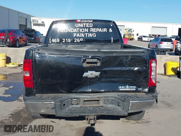 2007 Chevrolet Silverado 1500 LT w/2LT with VIN 2GCEC19J271675569, listed as a IAAI auction lot 41648141 with 293,825 mi miles. Bid and sale history available at carsss.com. Image 16.