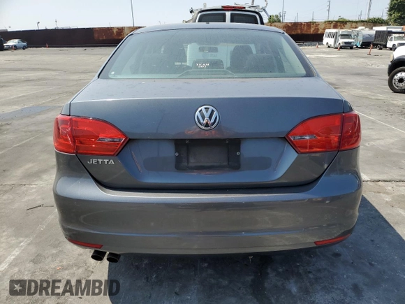 2012 Volkswagen Jetta S с VIN 3VW2K7AJ3CM407196, выставлен на аукционе Copart как лот 59296355 с пробегом 63 406 миль миль и Списание • Salvage title. История ставок и продаж доступна на DreamBid. Изображение 6.