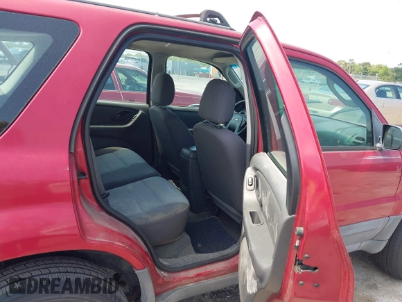 2006 Ford Escape XLS with VIN 1FMYU02Z06KB10283, listed as a IAAI auction lot 42208599 with 199,589 mi miles and . Bid and sale history available at DreamBid. Image 8.