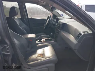 2006 Jeep Grand Cherokee Limited with VIN 1J4HS58N46C117401, listed as a IAAI auction lot 42041767 with 174,163 mi miles. Bid and sale history available at carsss.com. Image 5.