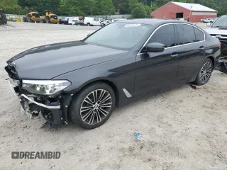 2018 BMW 5 Series 540i xDrive z VIN WBAJE7C55JWC57224, wystawiony jako Copart lot #60295475 z przebiegiem 90 855 mil mil oraz Czysty tytuł • Clean title. Historia ofert i sprzedaży dostępna na DreamBid. Obrazek 1.