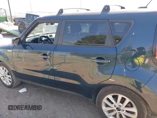 2017 Kia Soul + with VIN KNDJP3A58H7419132, listed as a IAAI auction lot 41985233 with 145,381 mi miles. Bid and sale history available at carsss.com. Image 13.