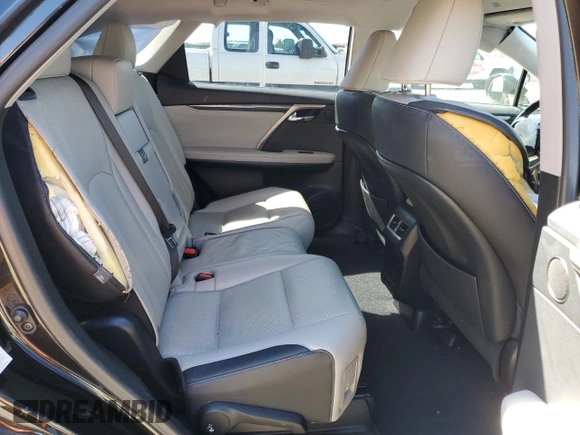 2018 Lexus RX 350L Premium z VIN JTJDZKCA2J2007445, wystawiony jako Copart lot #55277025 z przebiegiem 106 444 mil mil oraz Szkoda całkowita • Salvage title. Historia ofert i sprzedaży dostępna na DreamBid. Obrazek 10.
