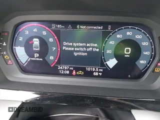 2024 Audi A3 Premium z VIN WAUAUDGY4RA082038, wystawiony jako IAAI lot #41487777 z przebiegiem 24 797 mil mil oraz . Historia ofert i sprzedaży dostępna na DreamBid. Obrazek 7.