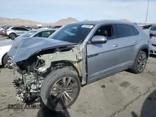 2021 Volkswagen Atlas SEL Premium R-Line with VIN 1V2FE2CAXMC206926, listed as a Copart auction lot 82925464 with 37,051 mi miles and Salvage title. Bid and sale history available at DreamBid. Image 1.