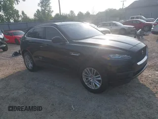 2017 Jaguar F-Pace 35t Prestige z VIN SADCK2BV6HA887416, wystawiony jako IAAI lot #42429641 z przebiegiem 161 454 mil mil oraz . Historia ofert i sprzedaży dostępna na DreamBid. Obrazek 1.