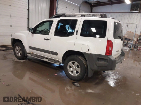 2012 Nissan Xterra S z VIN 5N1AN0NW6CC515246, wystawiony jako IAAI lot #41607518 z przebiegiem 133 787 mil mil oraz . Historia ofert i sprzedaży dostępna na DreamBid. Obrazek 3.