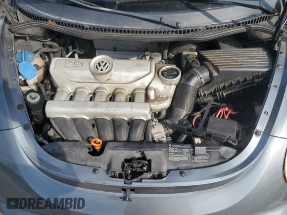 2008 Volkswagen Beetle S z VIN 3VWRW31C98M501653, wystawiony jako Copart lot #55270815 z przebiegiem 137 318 mil mil oraz Nie do naprawy • Non repairable. Historia ofert i sprzedaży dostępna na DreamBid. Obrazek 11.